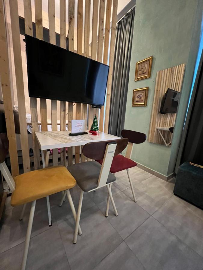 Colombia Apartments&Rooms Durrës Exterior foto